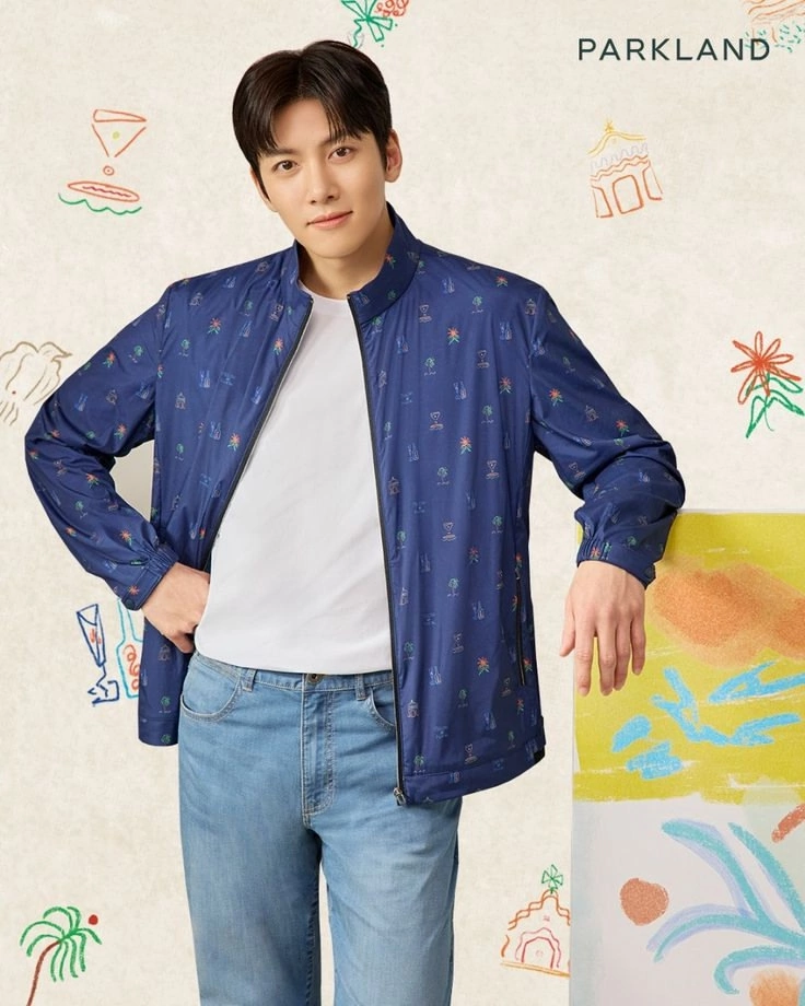 粉丝拍下的池昌旭瞬间