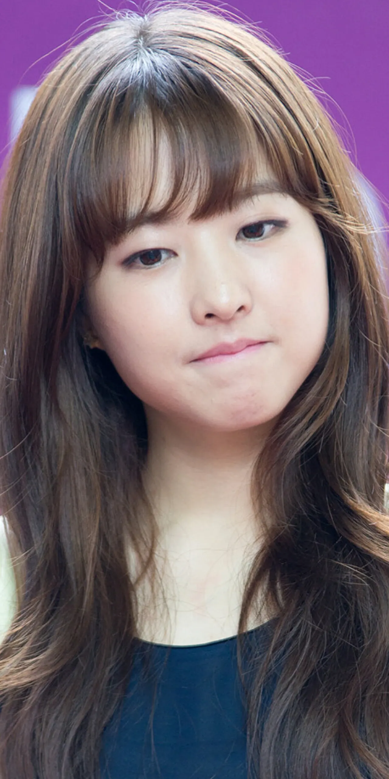 Behind-the-scenes cut of Park Boyoung