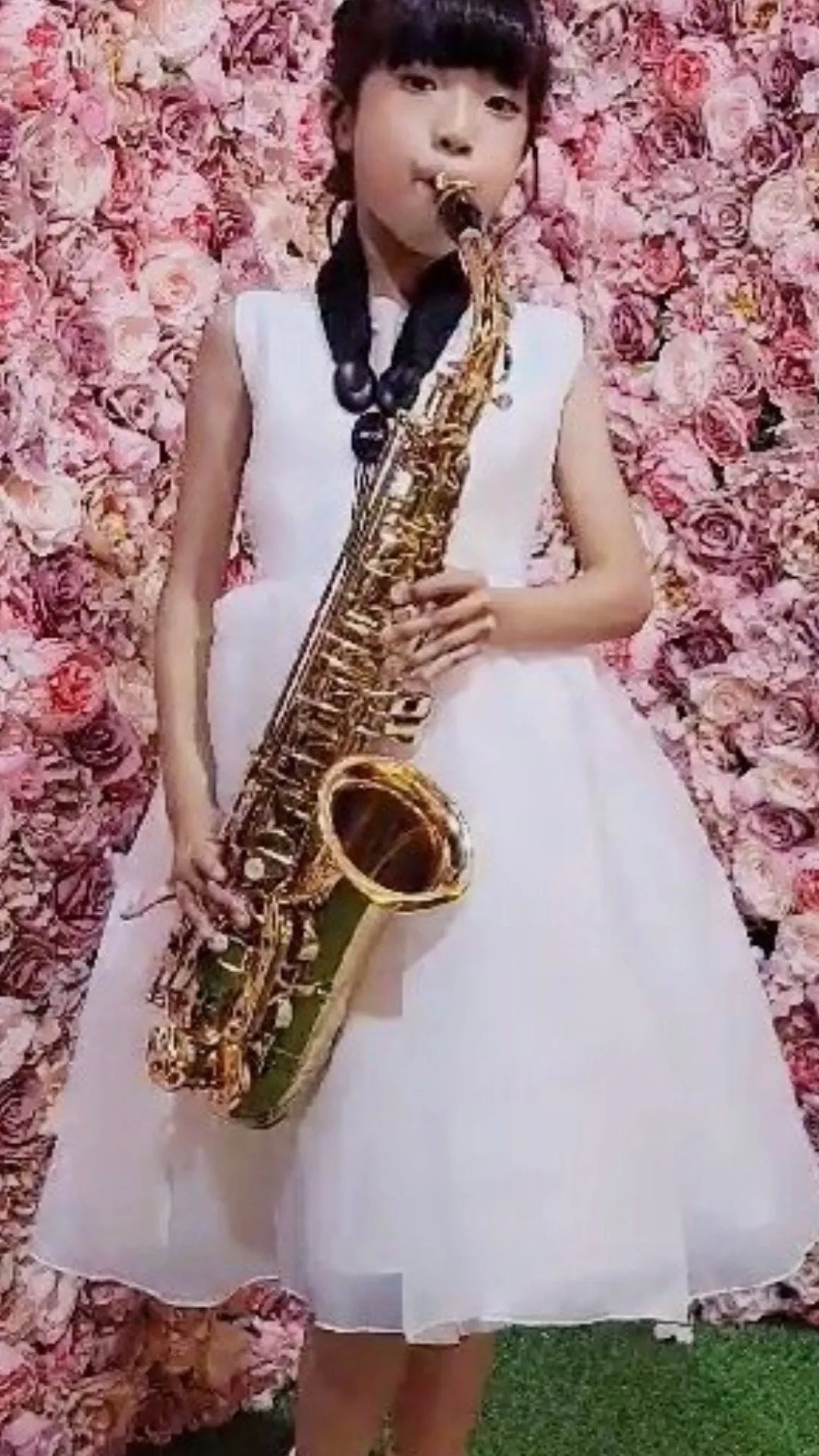 Behind-the-scenes cut of Bin Yeseo