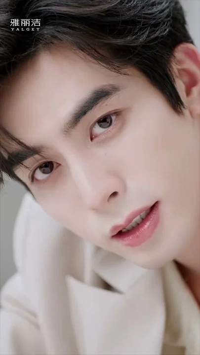 宋威龙社区今日人气壁纸