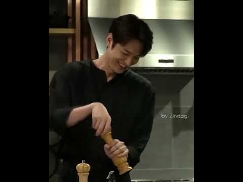 イ・ミンホの最近の活動ショット