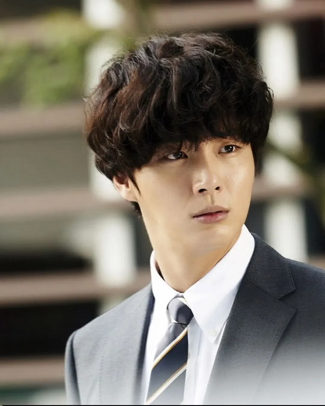 Behind-the-scenes cut of Yoon Shiyoon