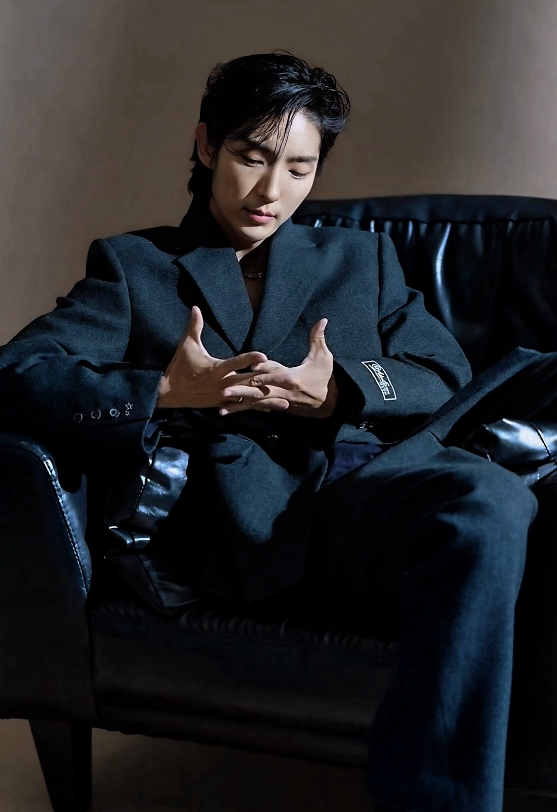 Recent activity shot of Lee Joongi