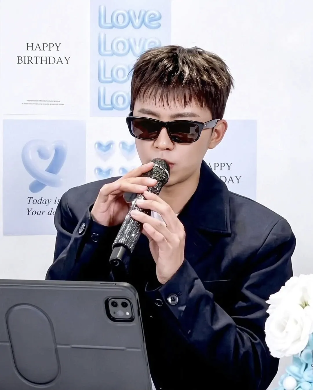 Recent activity shot of Lim Youngwoong
