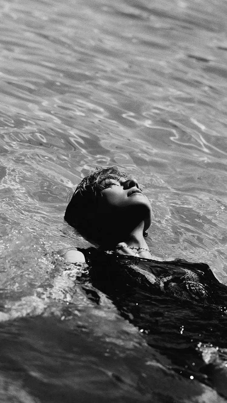 김태형 (뷔)의 팬들이 직접 만든 특별한 배경화면