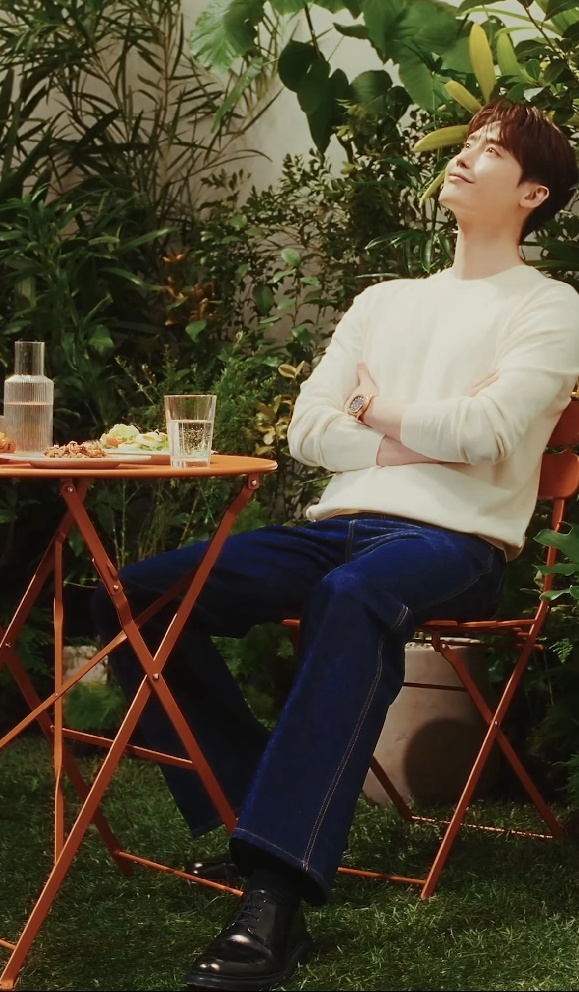 Latest photo of Lee Jongsuk