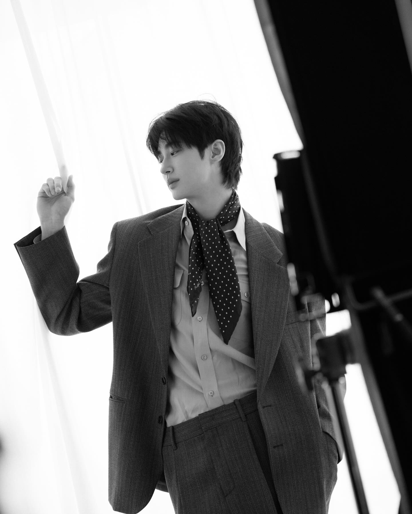 Behind-the-scenes cut of Byeon Wooseok