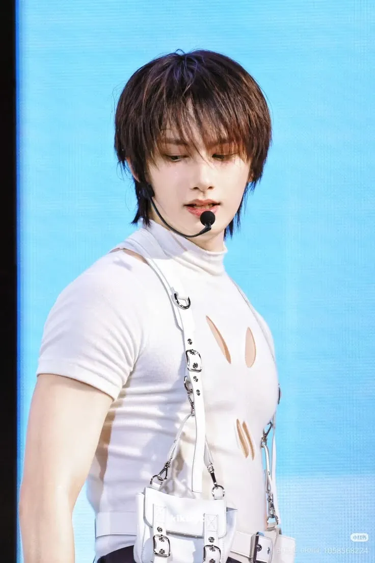 Latest photo of Wen Junhui