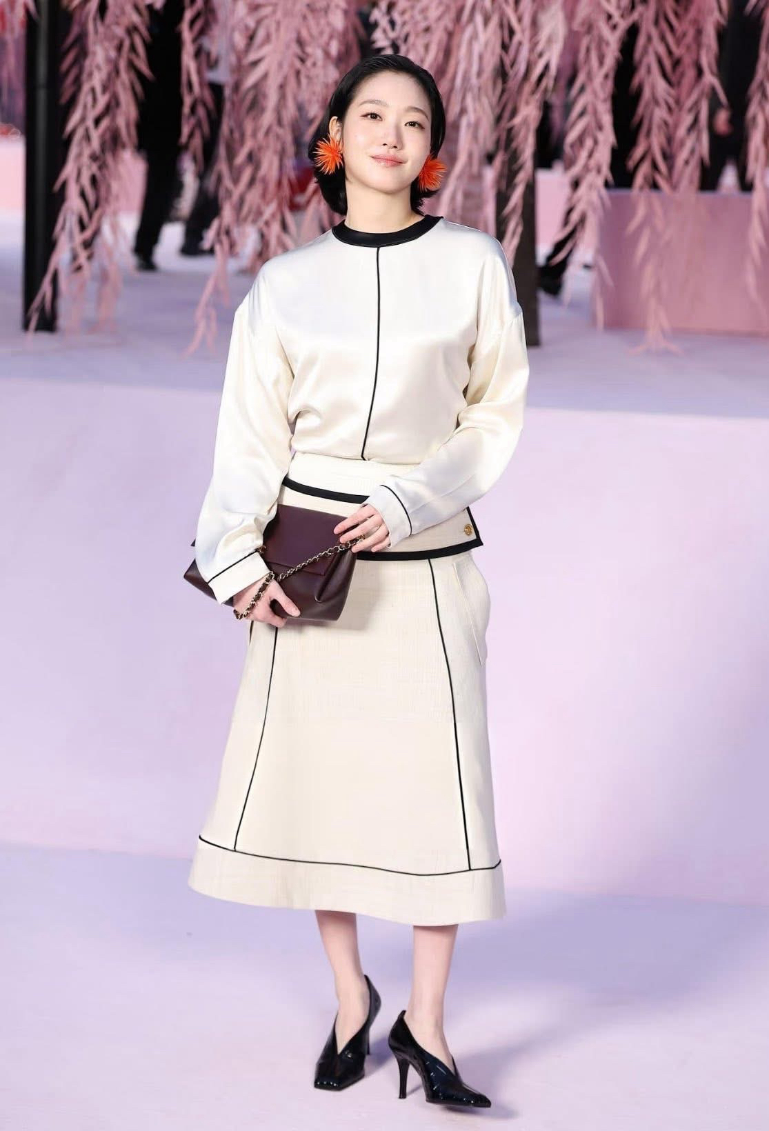 김고은 최근 활동샷