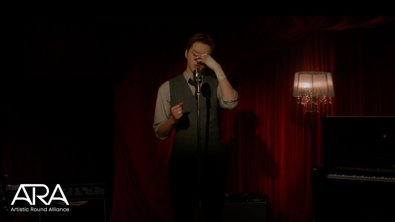 A moment captured by a fan of Secret Garden