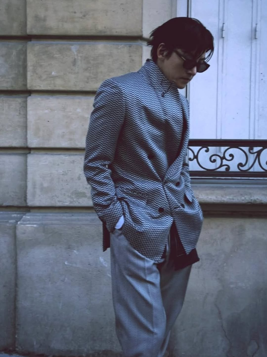 Behind-the-scenes cut of Ji Changwook