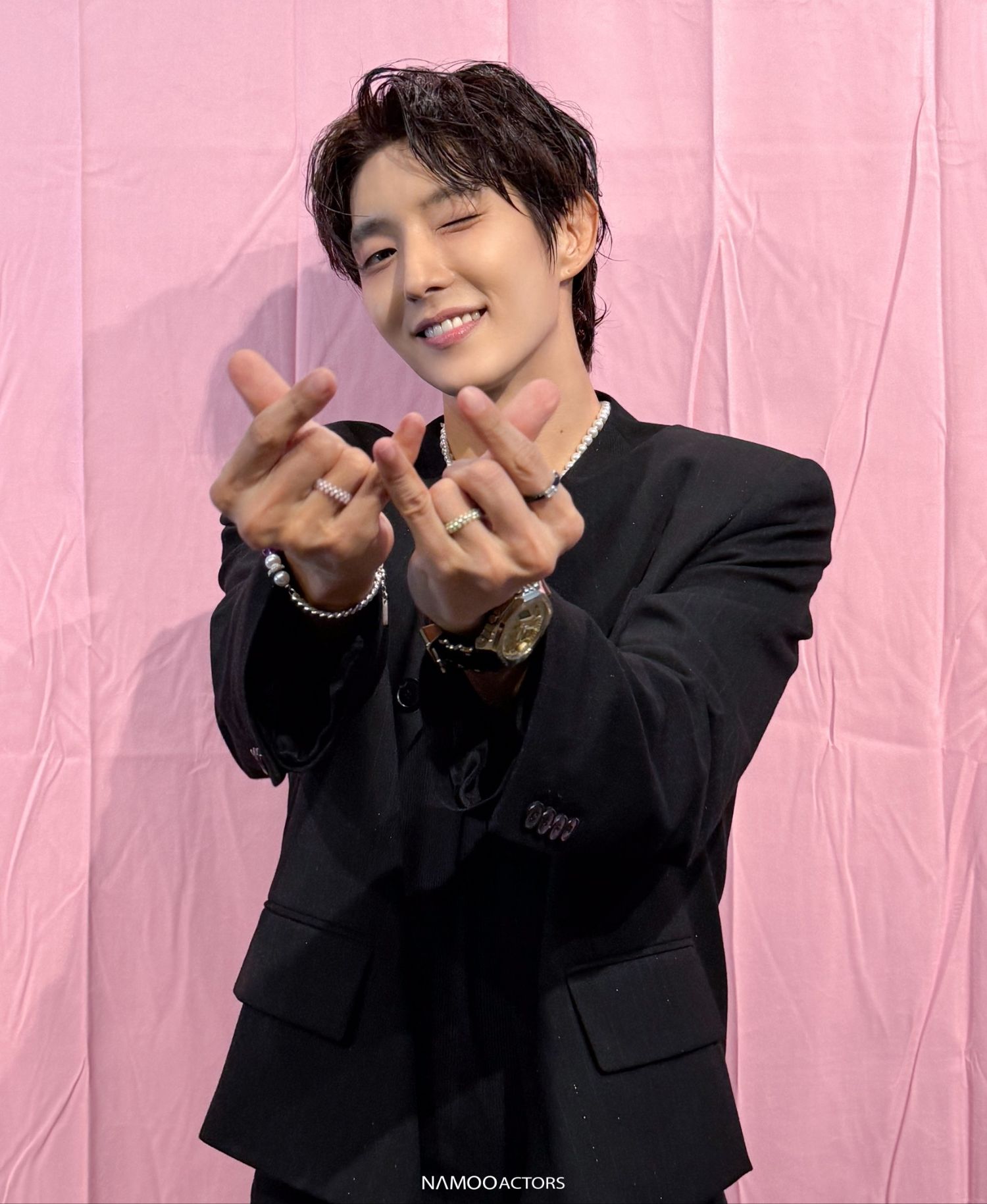 A moment captured by a fan of Lee Joongi