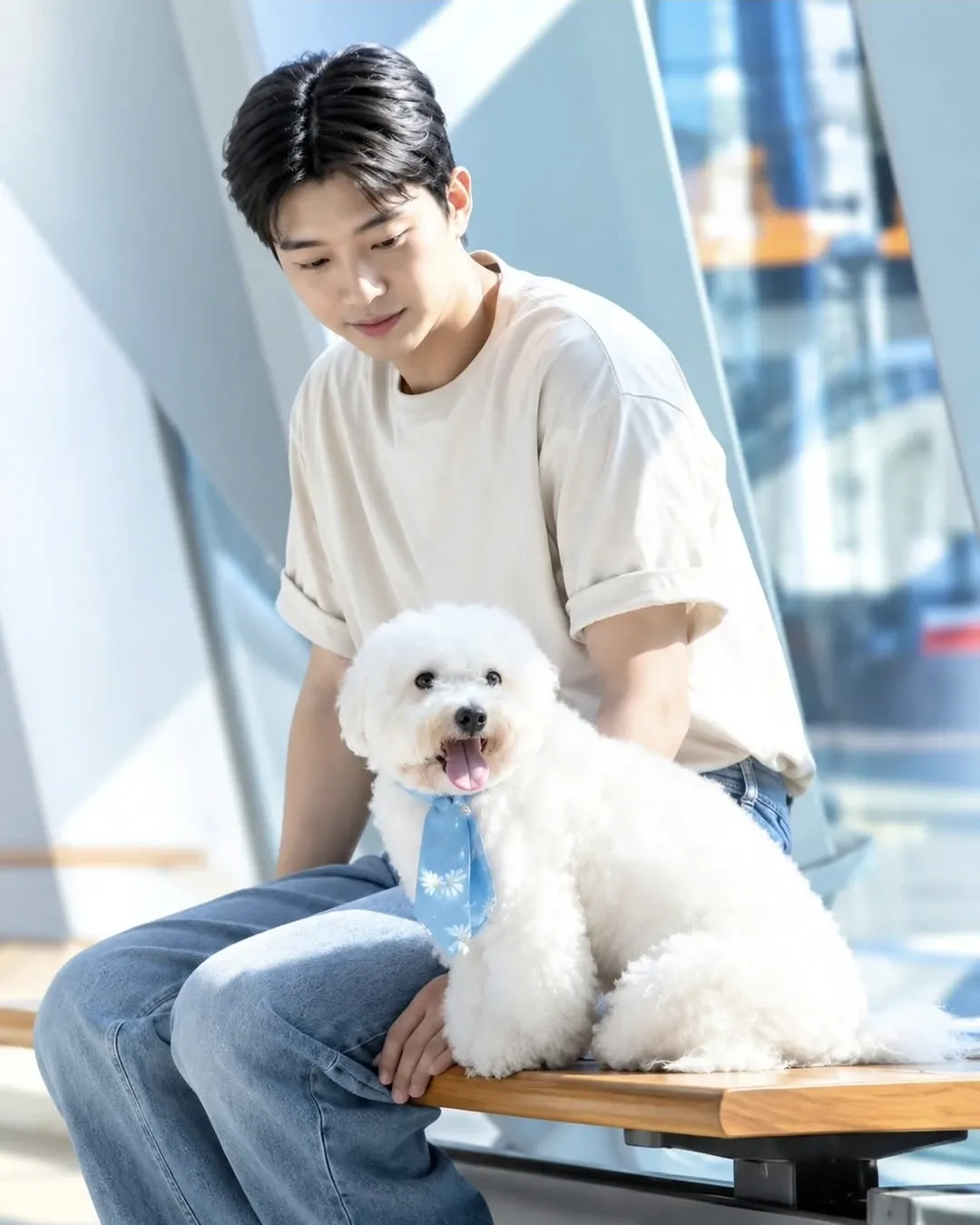 Foto kegiatan terbaru dari Lim Youngwoong