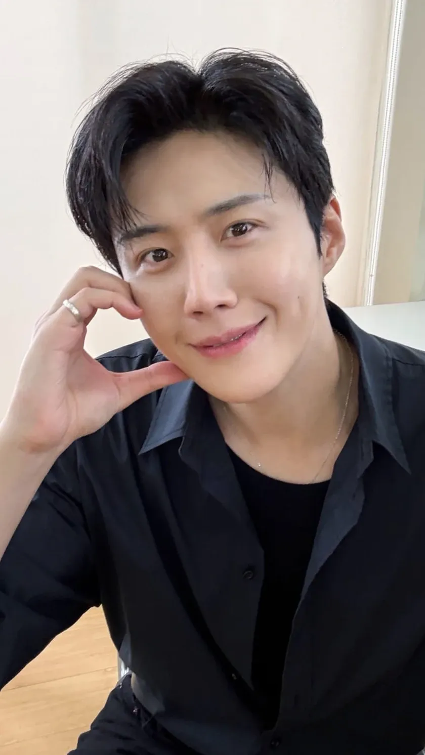 Foto kegiatan terbaru dari Kim Seonho