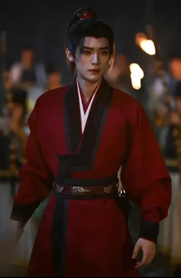 Behind-the-scenes cut of Zhou Yiran