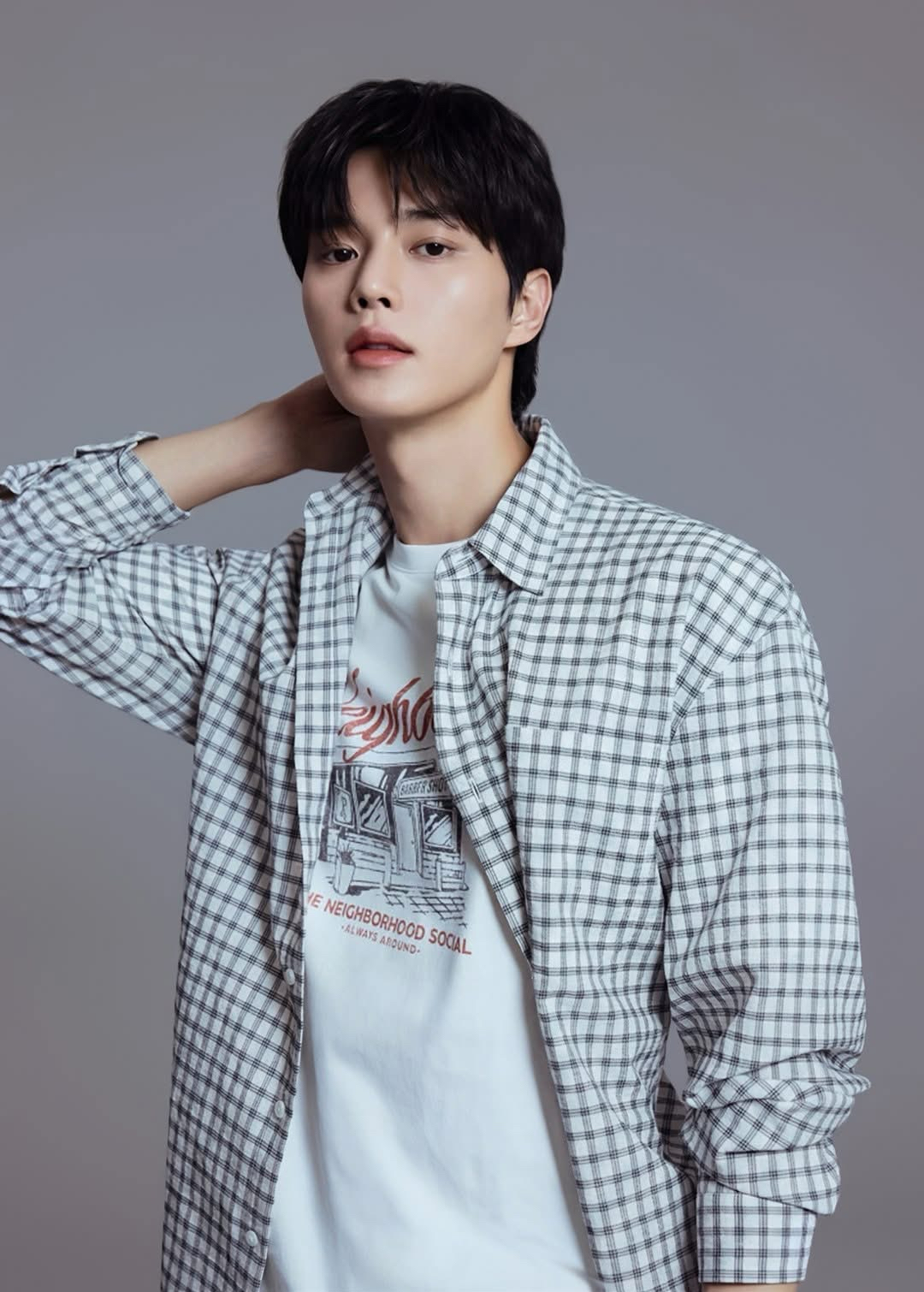 Behind-the-scenes cut of Song Kang