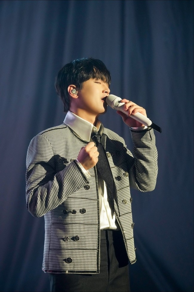 이찬원의 최신 사진