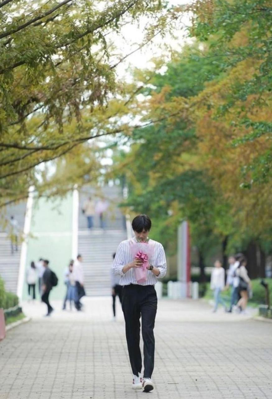 金宣虎的近期活动照