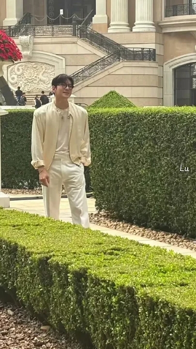 Ji Changwook background image recommended by Choeaedol Celeb fandom