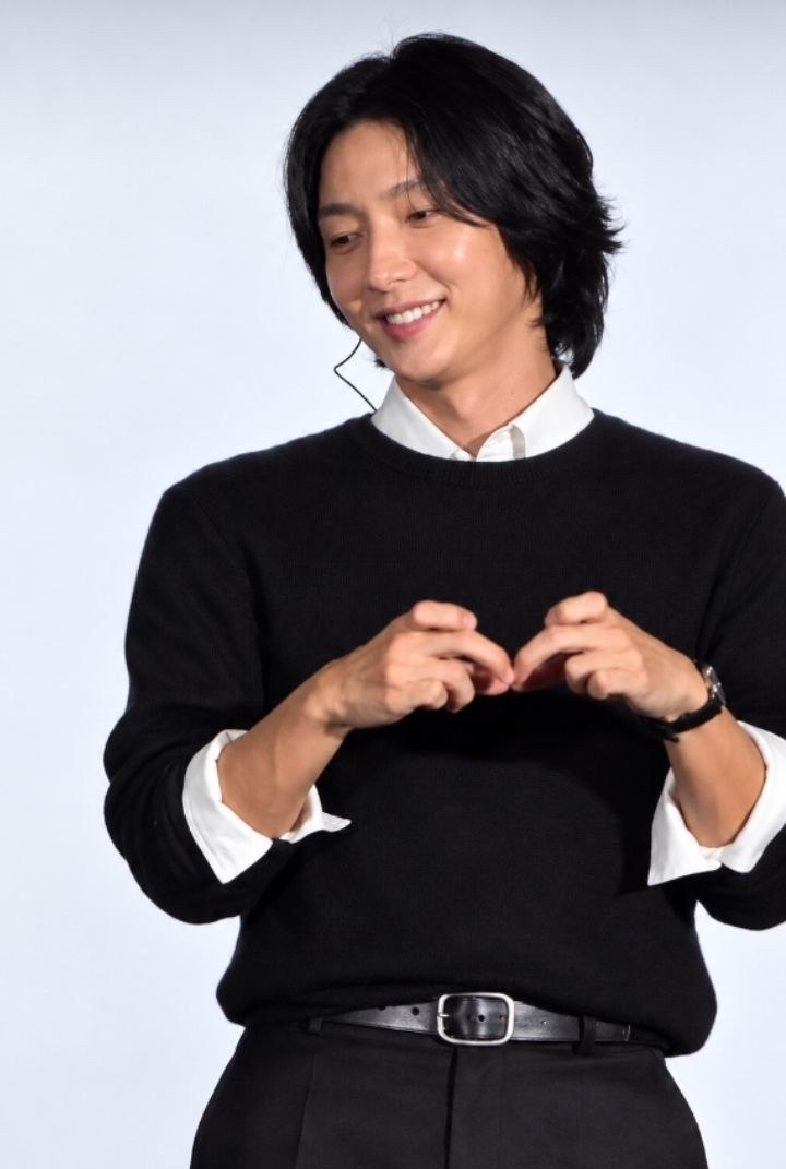 이준기 최근 활동샷