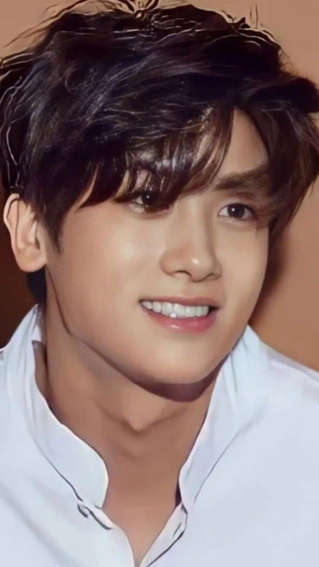 A moment captured by a fan of Park Hyungsik