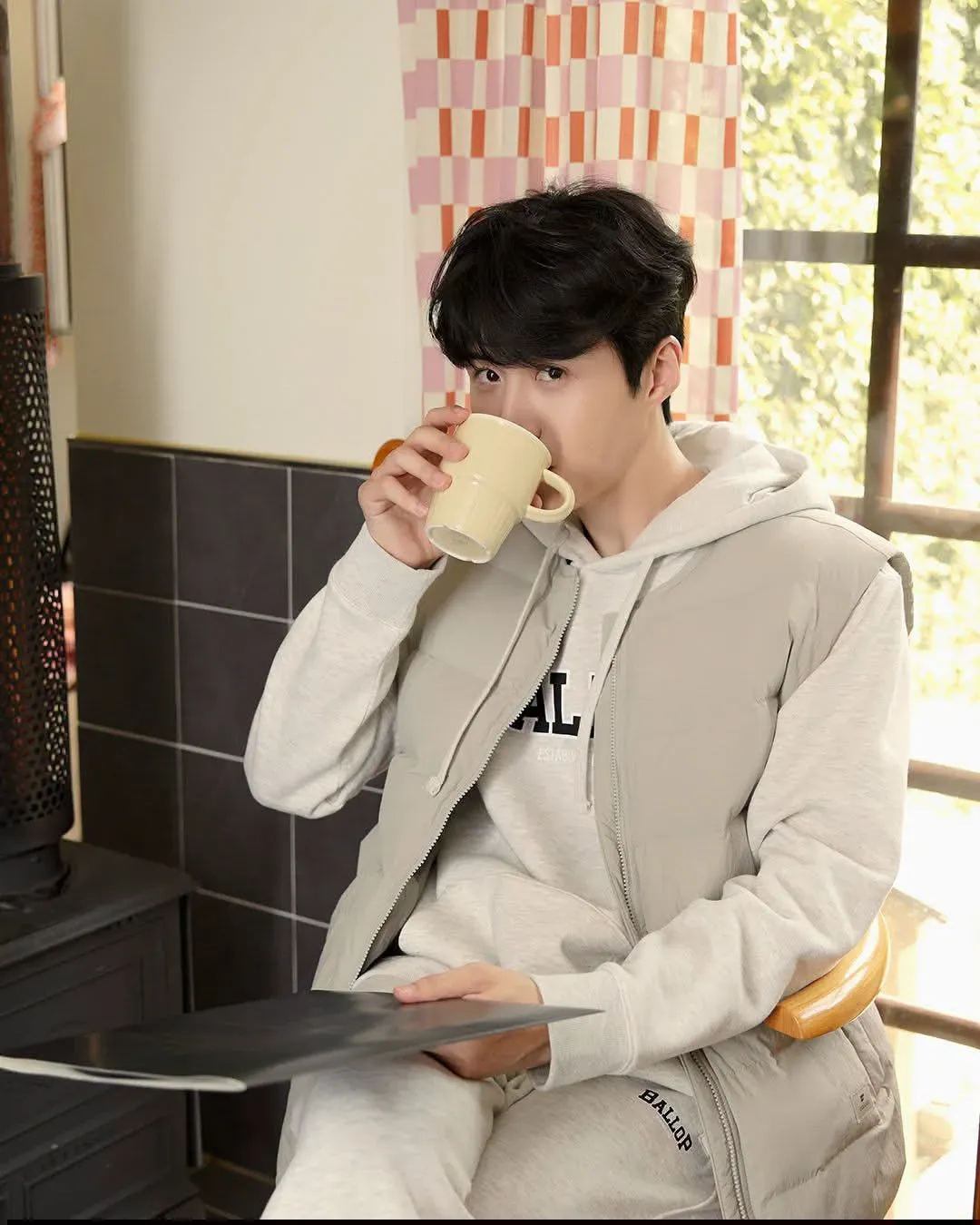 Cuplikan di balik layar dari Kim Seonho