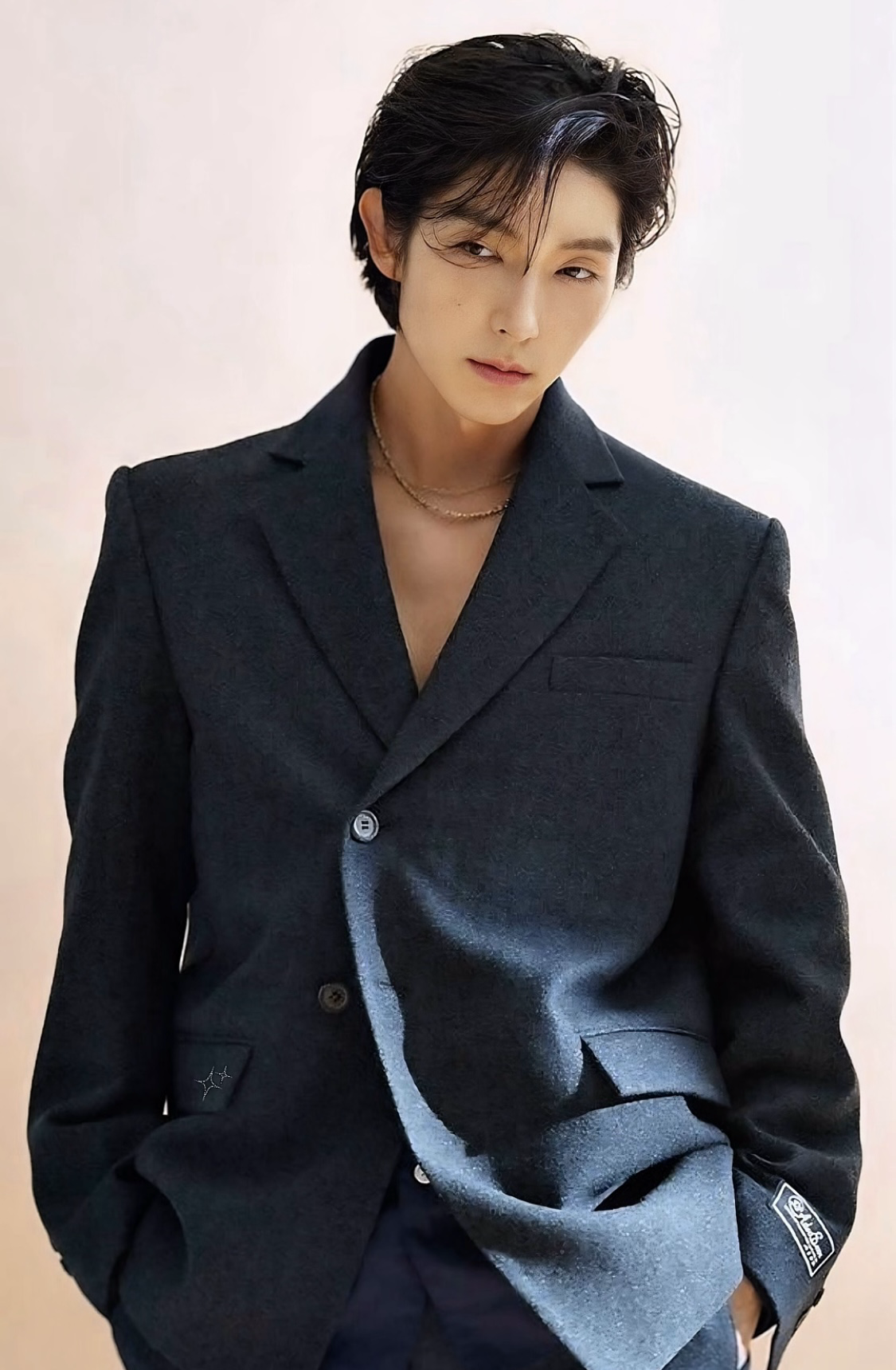 Recent activity shot of Lee Joongi