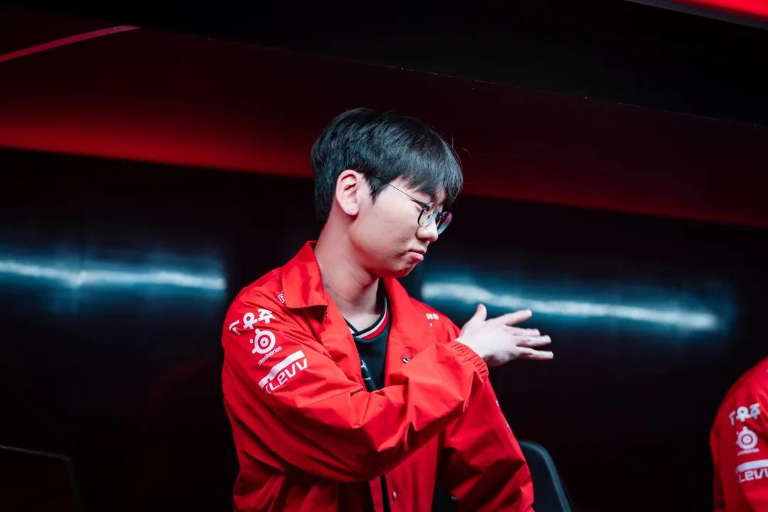 粉丝拍下的Doran瞬间