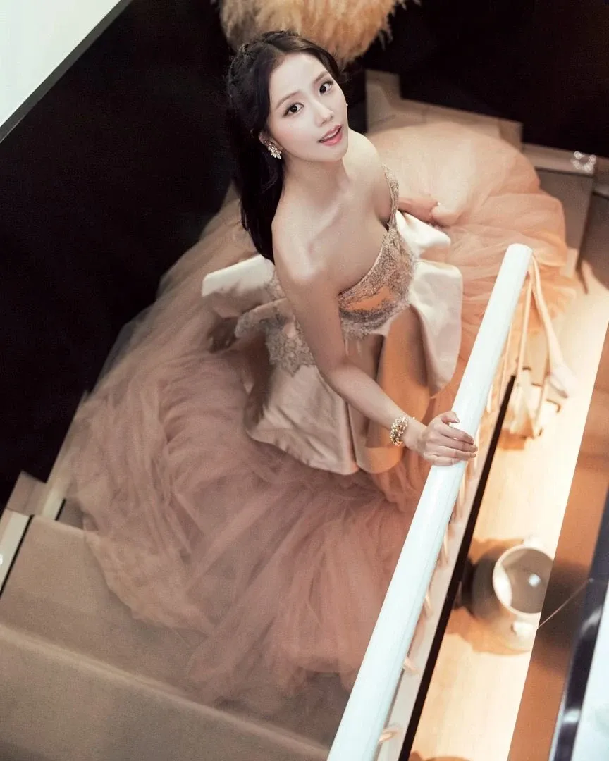Recent activity shot of Jisoo (1995)