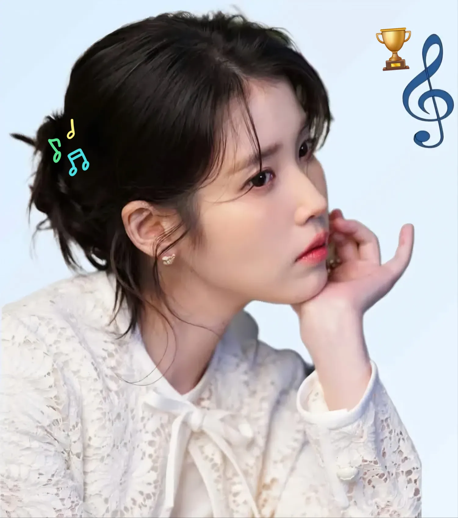 Behind-the-scenes cut of IU