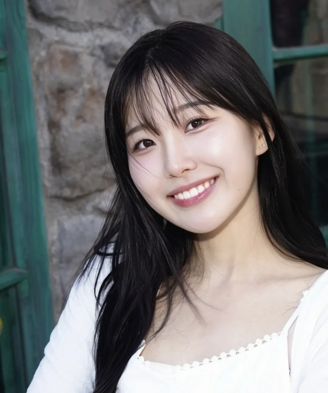 Behind-the-scenes cut of Hong Seongyun