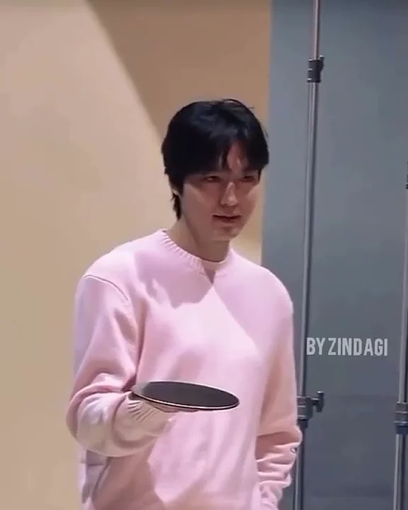 イ・ミンホの最近の活動ショット