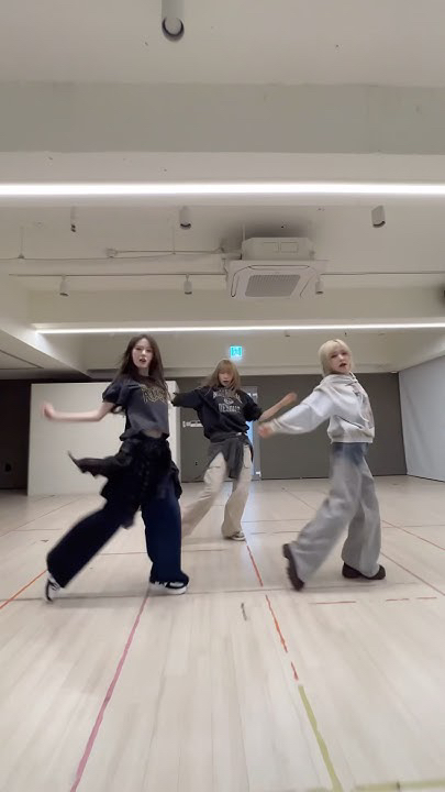 Special wallpaper made by BADA's fans