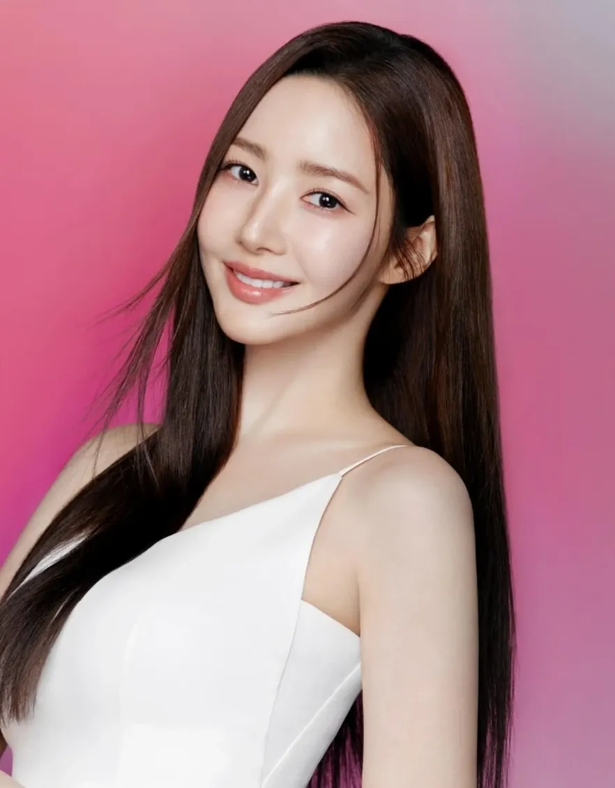 A moment captured by a fan of Park Minyoung