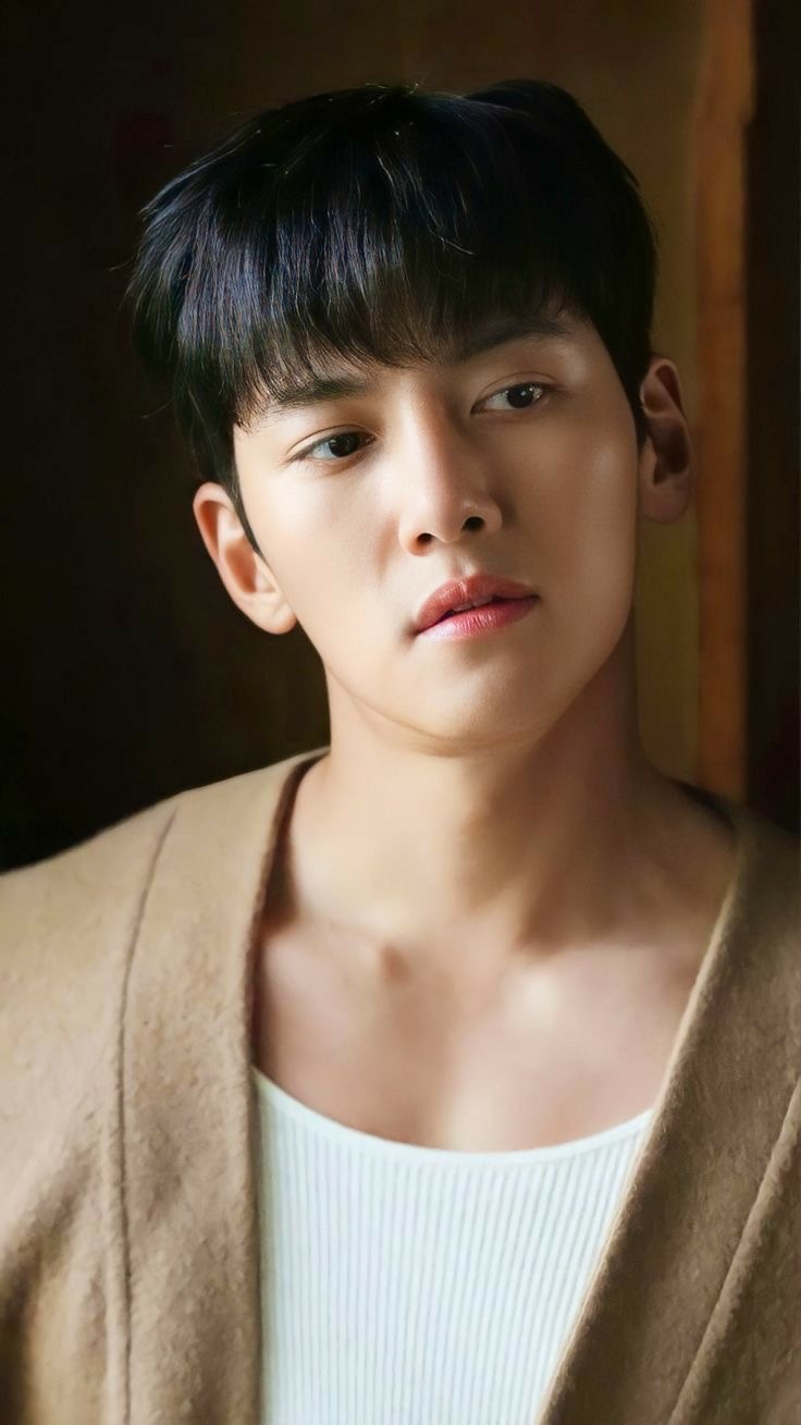 Recent activity shot of Ji Changwook