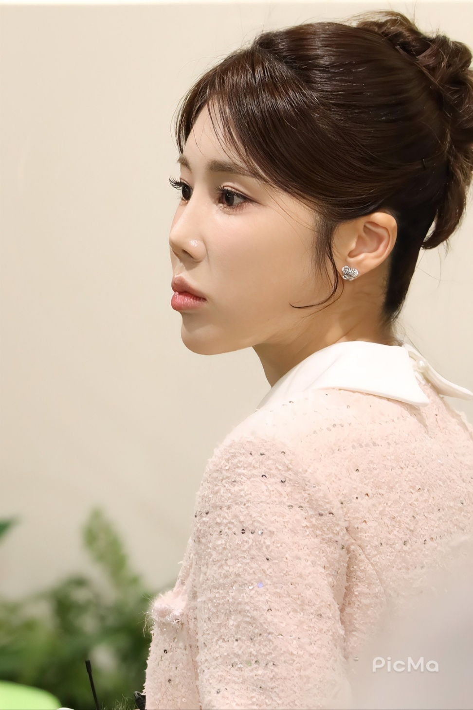 Foto kegiatan terbaru dari Kim Soyou