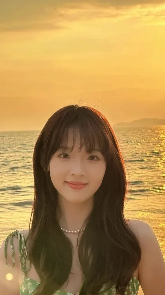 Representative background image loved by Zhang Miaoyi fandom