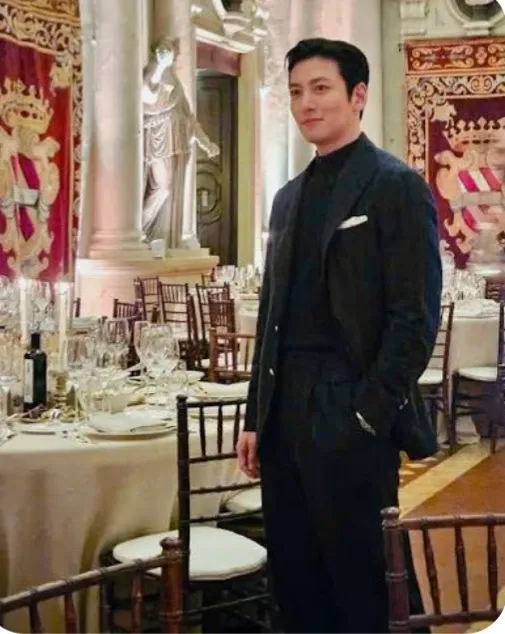 Latest photo of Ji Changwook
