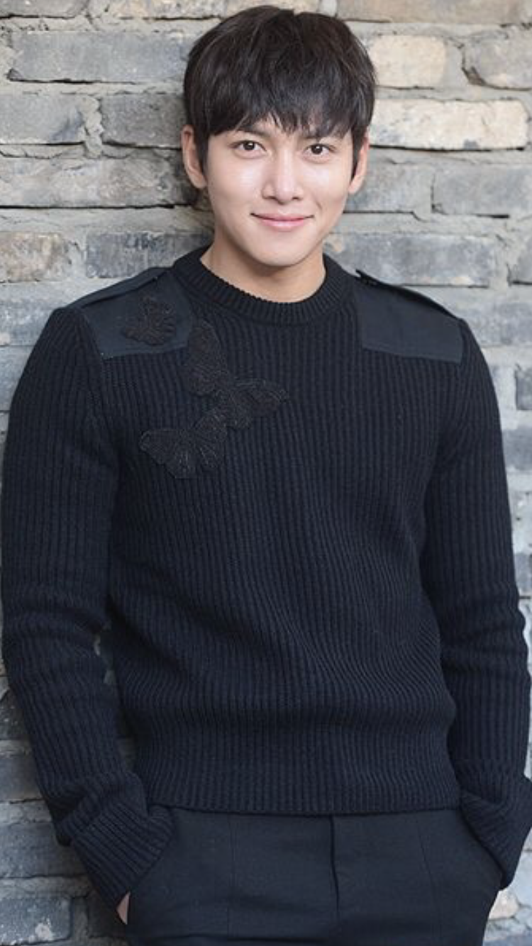 Recent activity shot of Ji Changwook