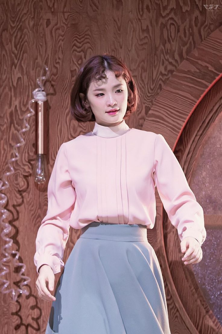 A moment captured by a fan of Jeon Mido