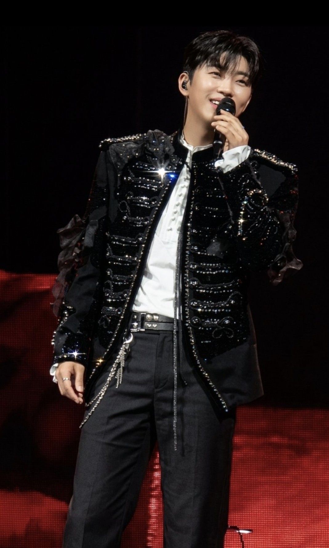 A moment captured by a fan of Lim Youngwoong