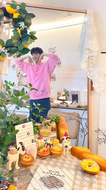 Today's popular wallpaper in Secret Garden community