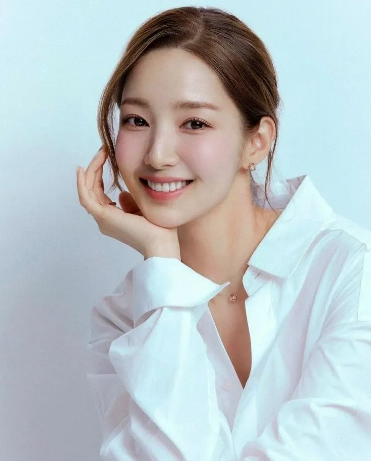A moment captured by a fan of Park Minyoung