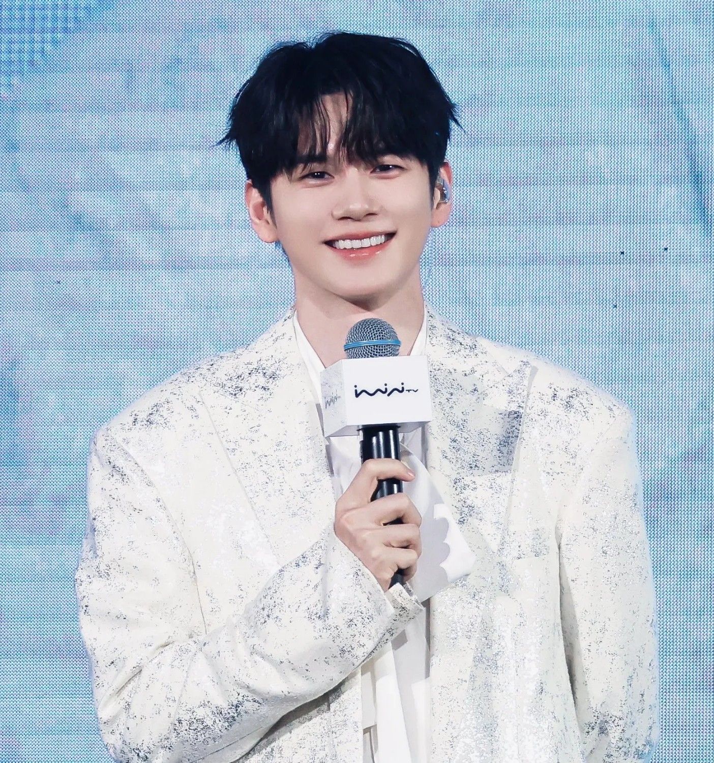 Recent activity shot of Ong Seongwu