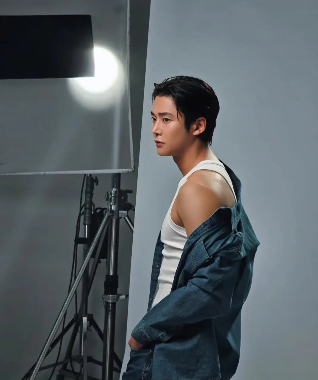 Cuplikan di balik layar dari Rowoon