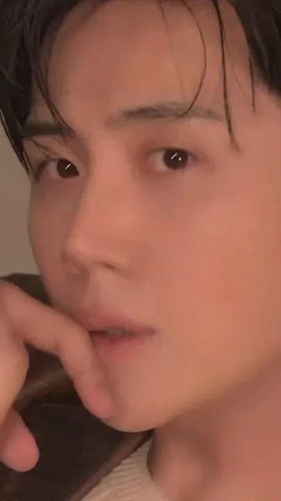 Recent activity shot of Kim Seonho