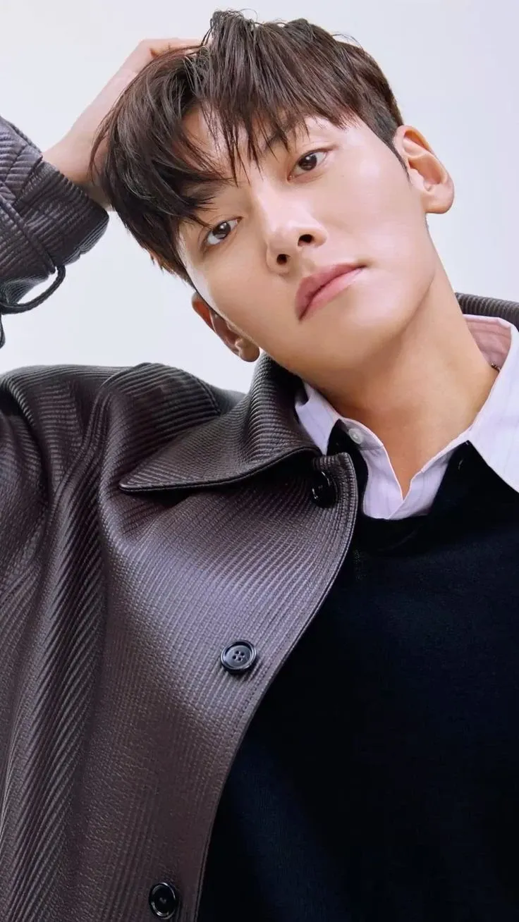 Latest photo of Ji Changwook
