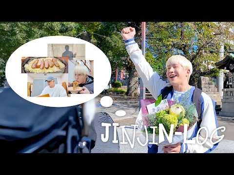 Behind-the-scenes cut of Cha Eunwoo