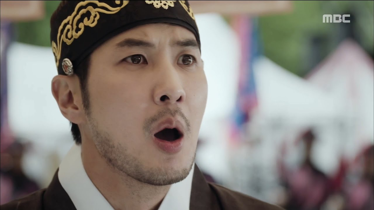 Behind-the-scenes cut of Yoon Kyunsang