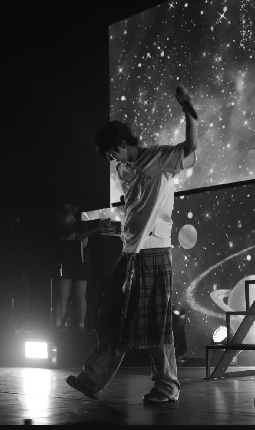 이준기 커뮤니티에서 인기있는 오늘의 배경화면